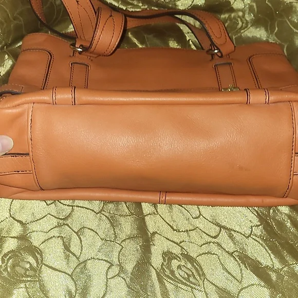 🛍Beautiful! Etienne Aigner Bag- New without Tags🛍